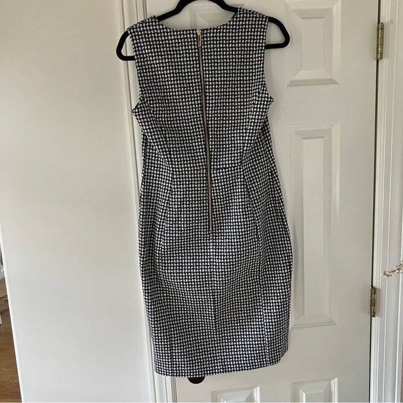 EUC Calvin Klein Black and White Checkered Sleeveless Sheath Dress (10) - Picture 3 of 7